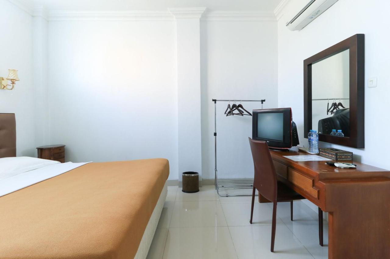 Ge Jacmart Homestay Makassar Exterior foto